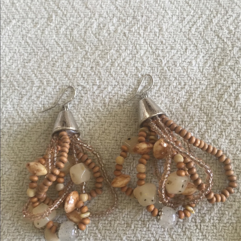 Necklace Earring set. - Picture 2 of 5